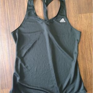 Adidas tank top good condition